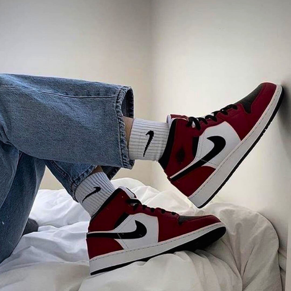 Sapatilhas Nike Air Jordan - Branco/Vermelho